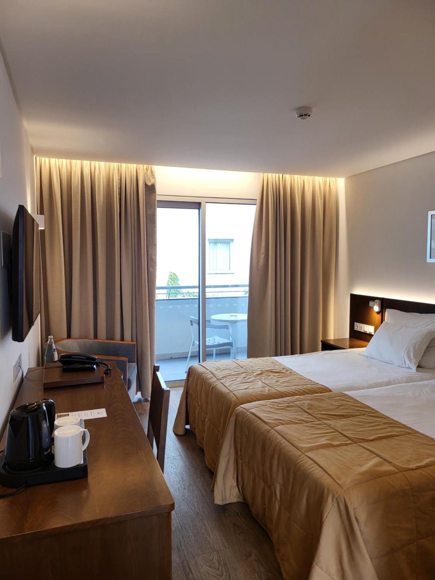 Hotel Roca Mar Canico  Bagian luar foto