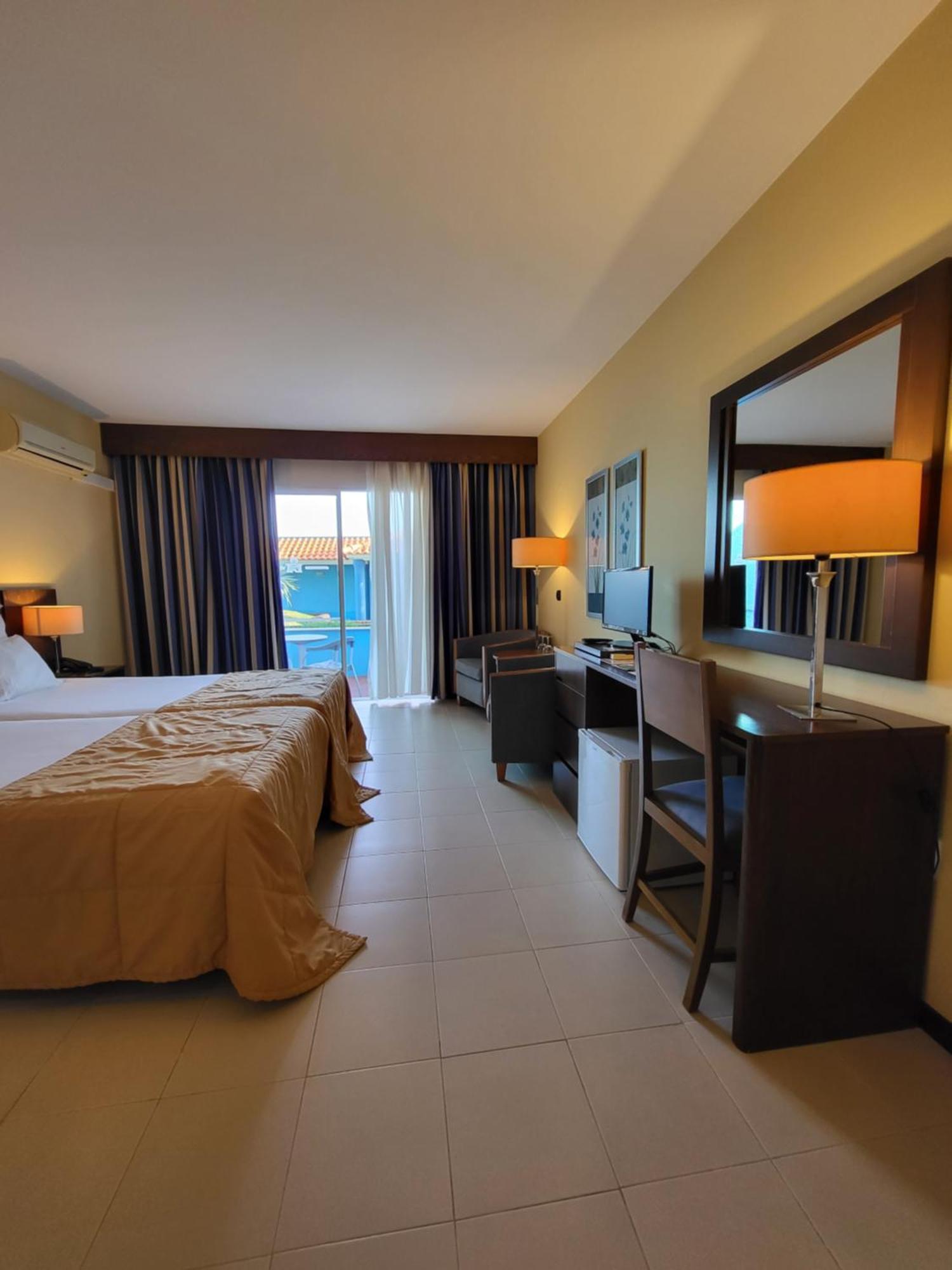 Hotel Roca Mar Canico  Bagian luar foto