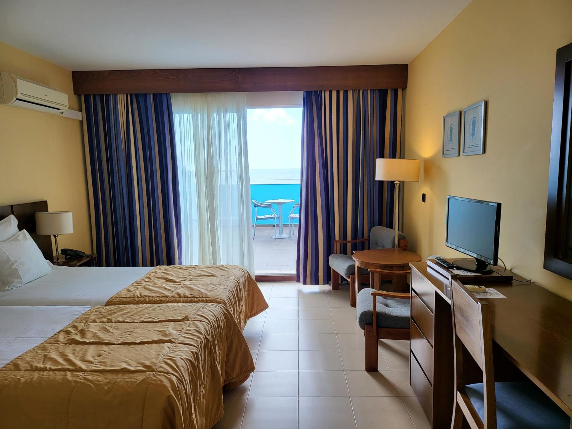 Hotel Roca Mar Canico  Bagian luar foto